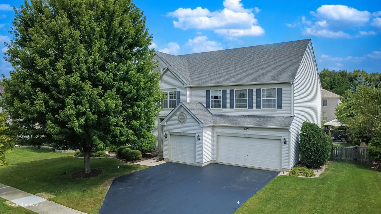 1896 Applewood Dr., Wauconda, IL 60084