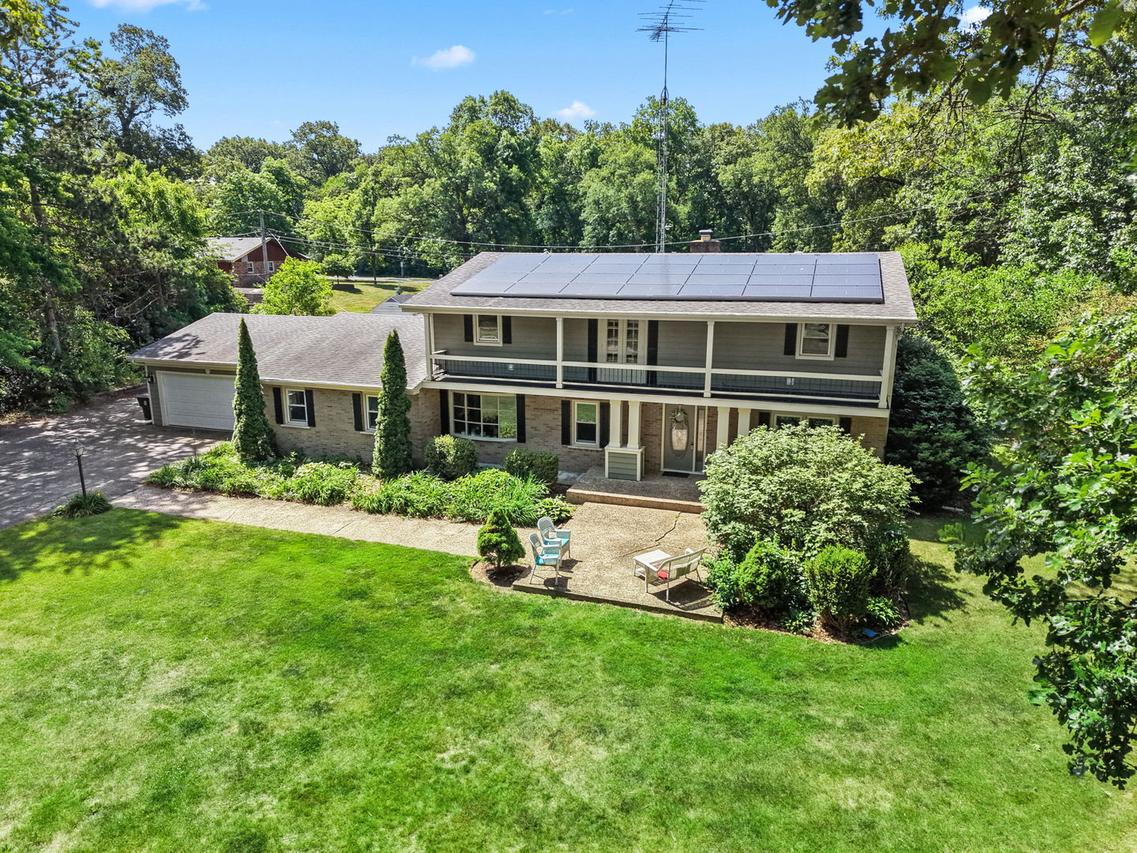 5074 Oakridge Dr., St. Anne, IL 60964