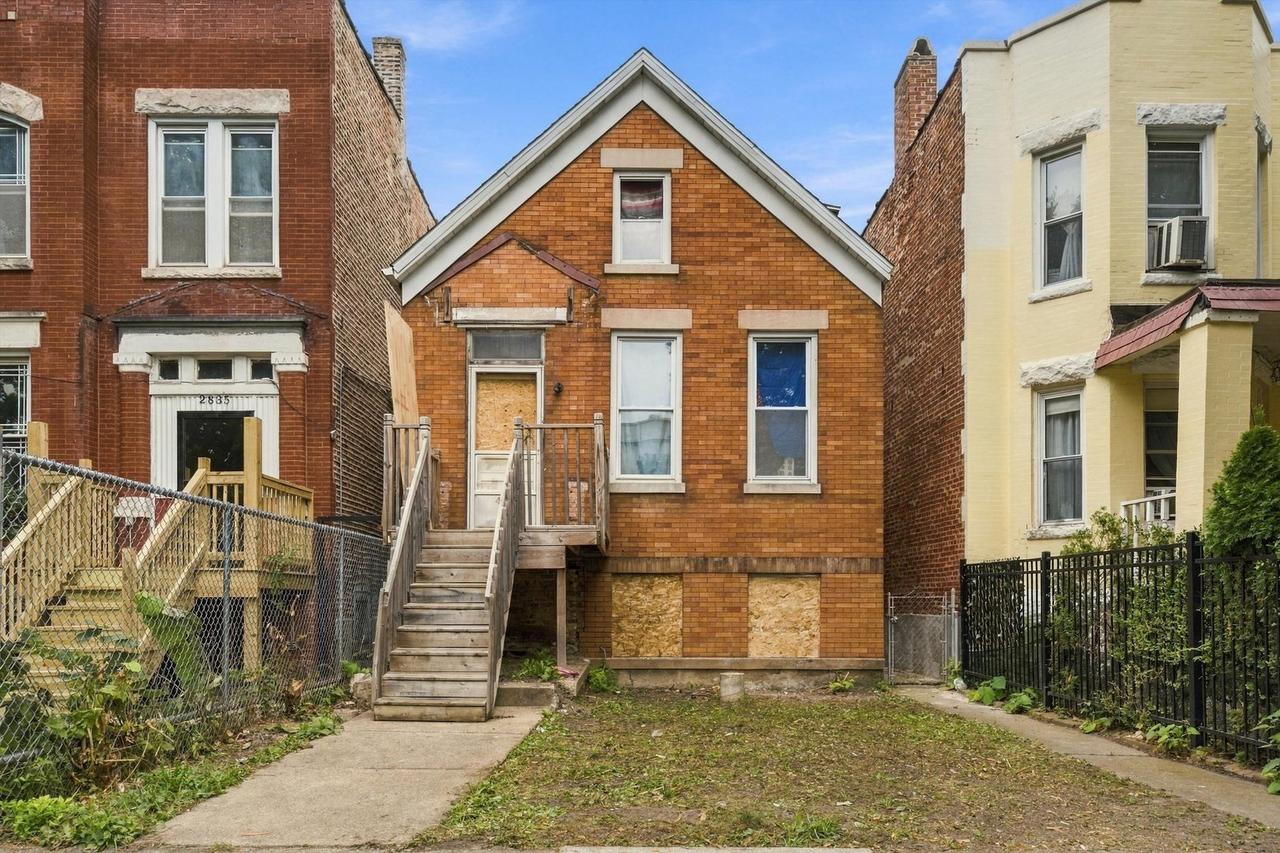 2837 S Millard Ave., Chicago, IL 60623