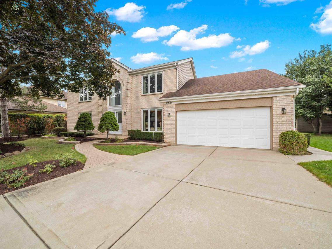 2334 Phillips Dr., Glenview, IL 60026