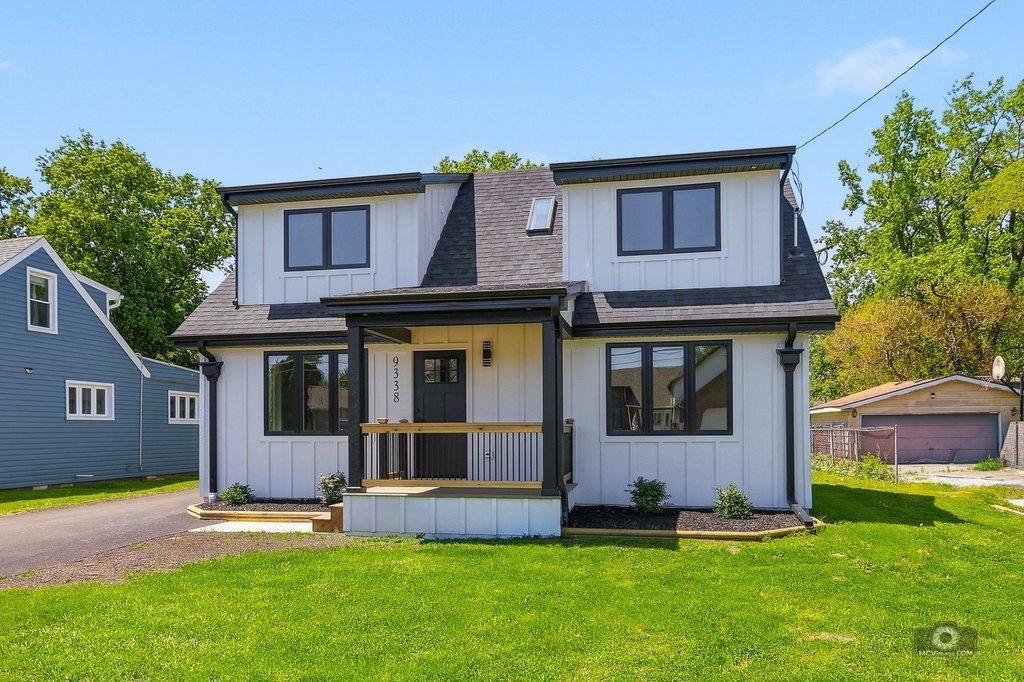 9338 Sayre Ave., Oak Lawn, IL 60453