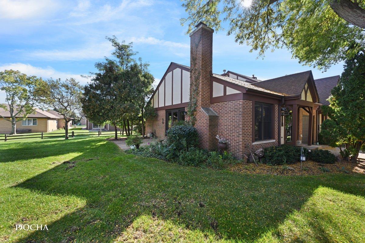2861 Denton Ct., Westchester, IL 60154