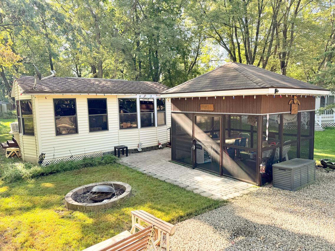 11/235 Woodhaven, Sublette, IL 61367