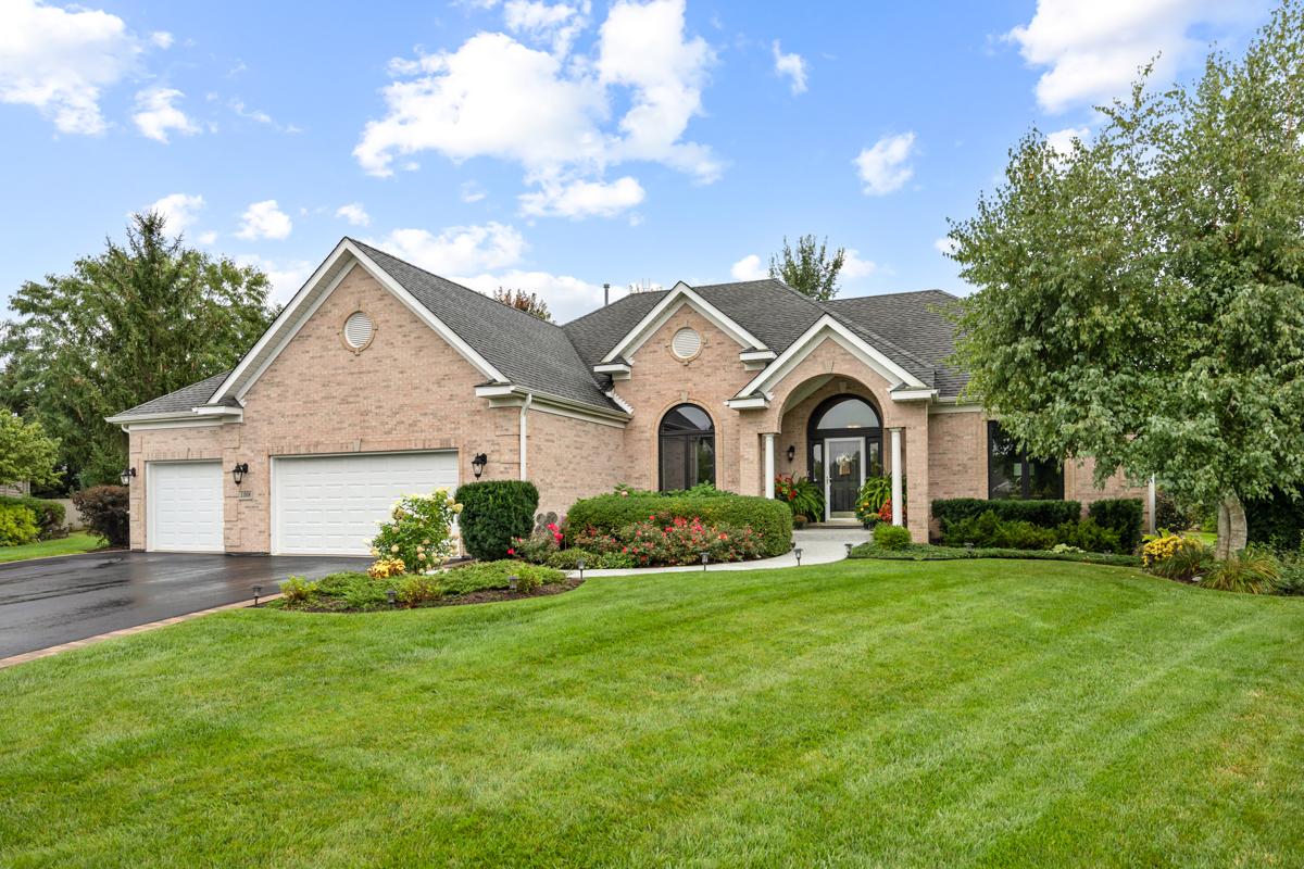 1308 Sandhill Ct., Antioch, IL 60002