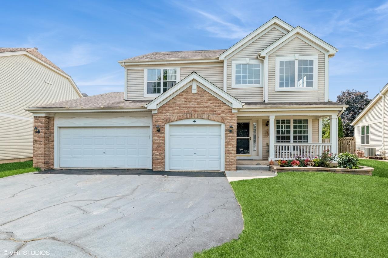 4 Litchfield Ct., Lake In The Hills, IL 60156