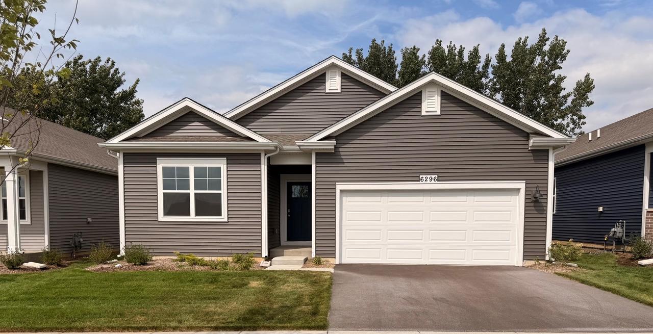 6296 Redwood Tr., Wonder Lake, IL 60097