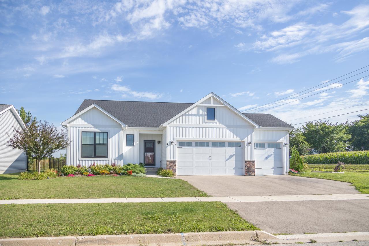 Lot 241 Tallgrass Cir., Hampshire, IL 60140
