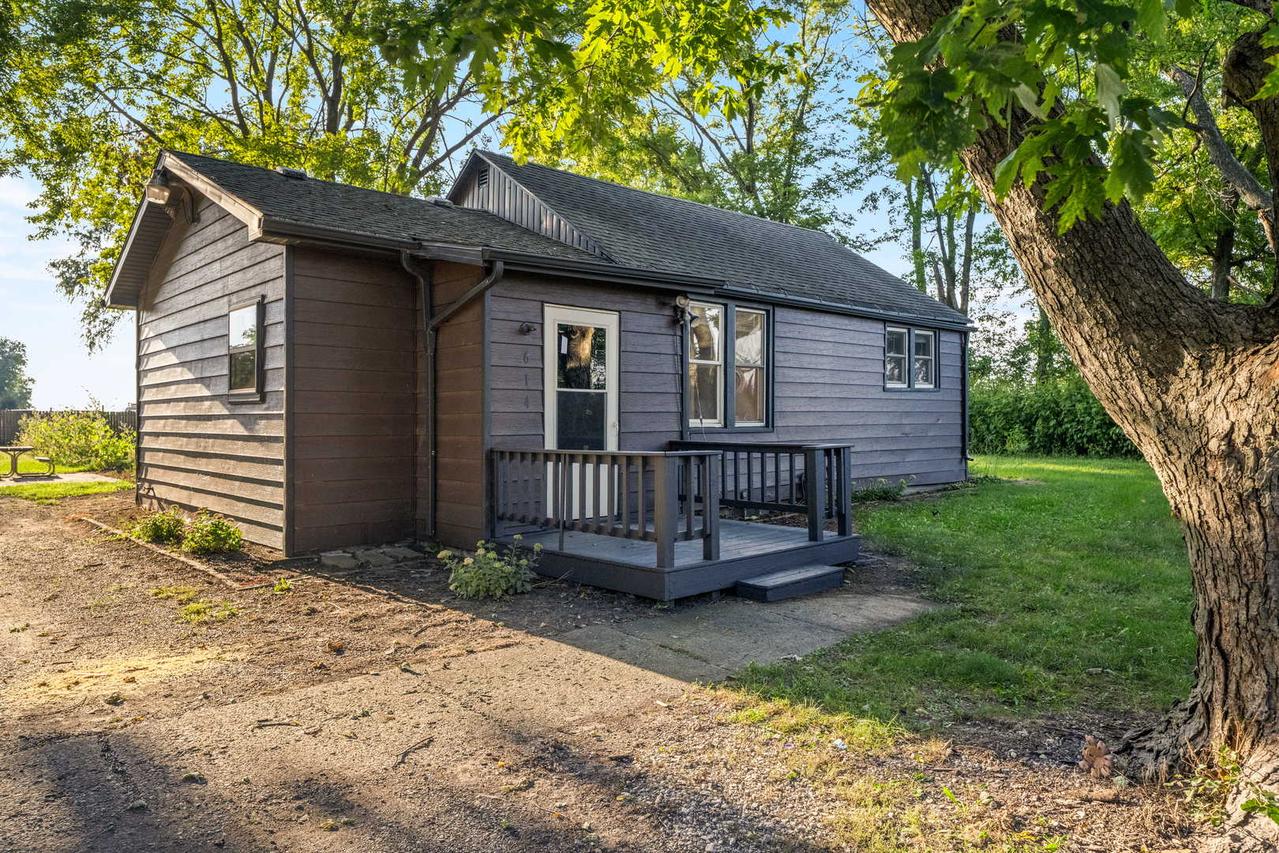 614 N Douglas St., Gilman, IL 60938