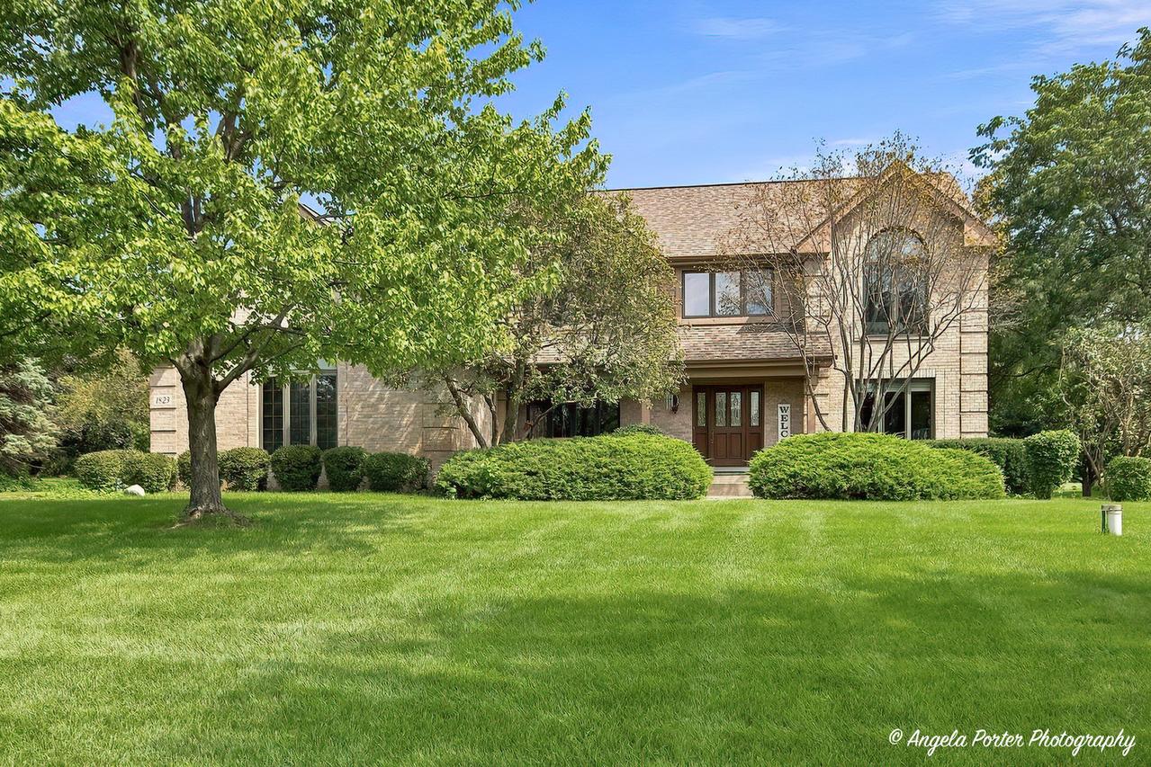 1823 Charnbrook Dr., Johnsburg, IL 60051