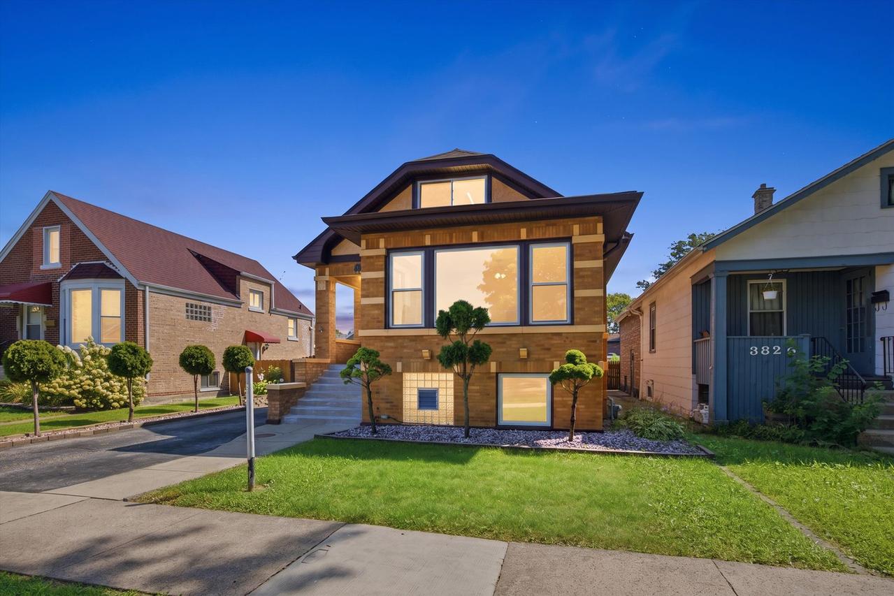 3827 S Ridgeland Ave., Berwyn, IL 60402