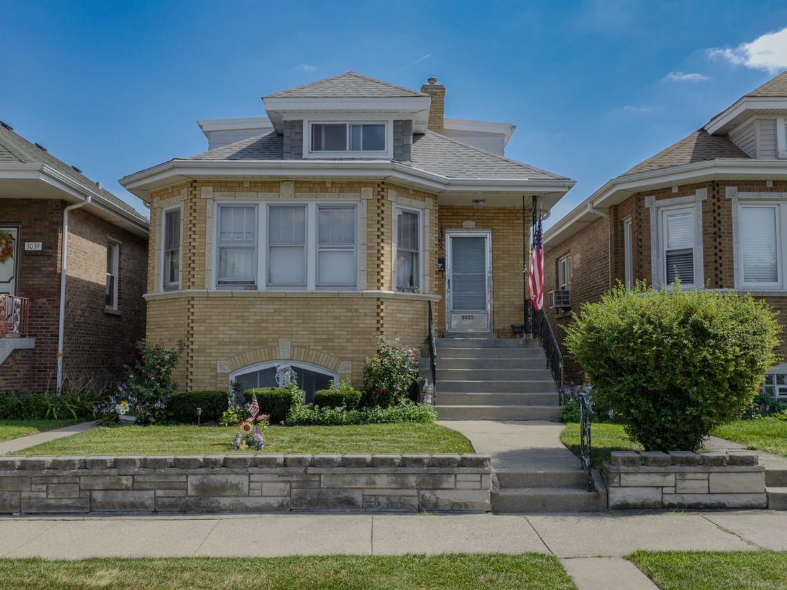 3035 N 76th Ct., Elmwood Park, IL 60707