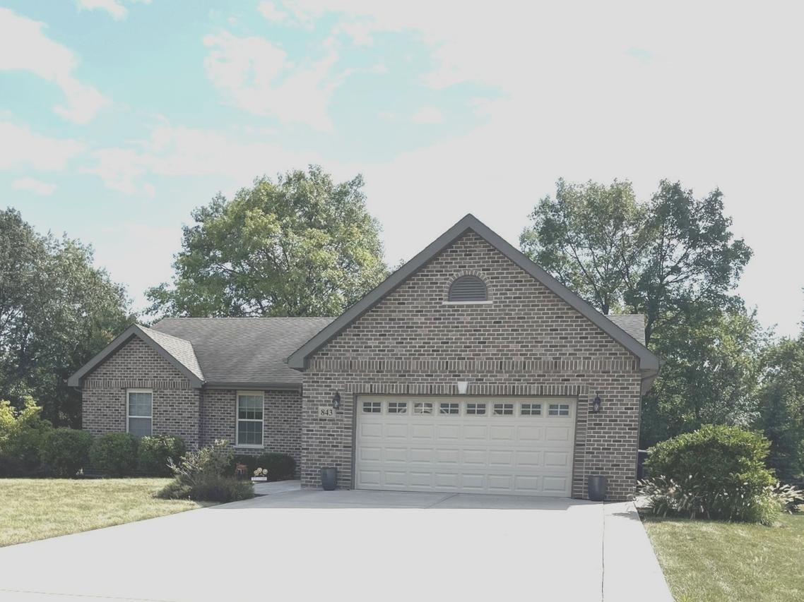 843 Winchester Green Dr., Wilmington, IL 60481