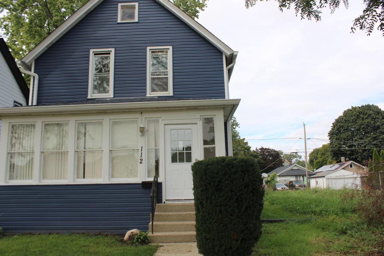 112 Washington Park, Waukegan, IL 60085