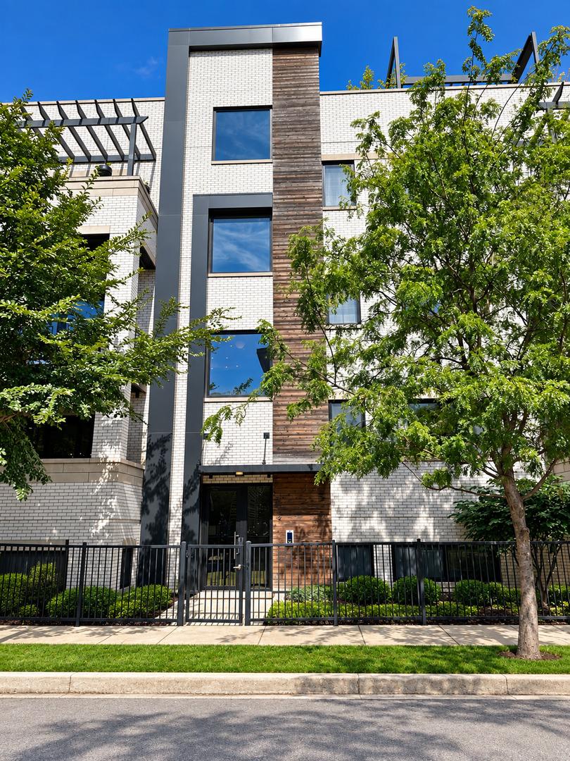 1334 W Walton St. #1W, Chicago, IL 60642
