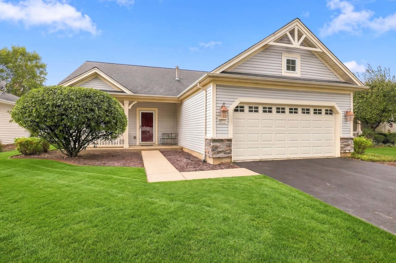 11723 Wildrose Dr., Huntley, IL 60142