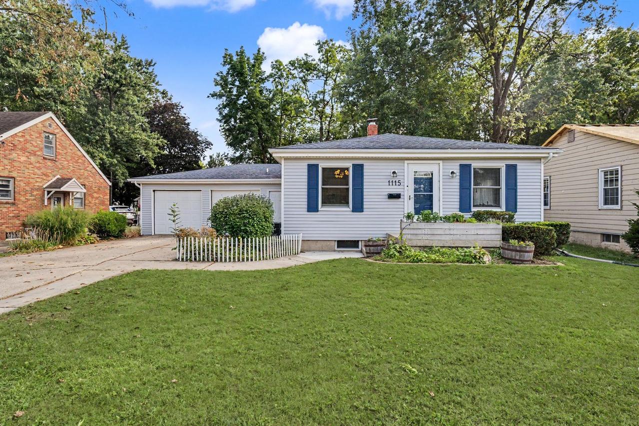 1115 Hovey Ave., Normal, IL 61761