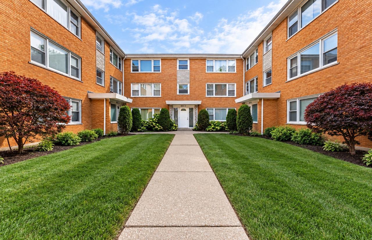 6935 W 64th Pl. #2A, Chicago, IL 60638