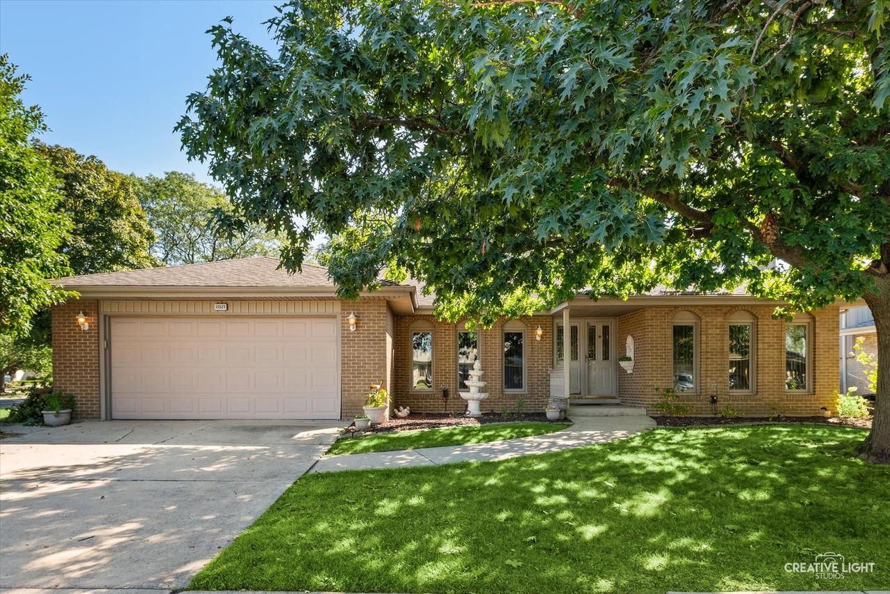 15527 Larkspur Ln., Orland Park, IL 60462