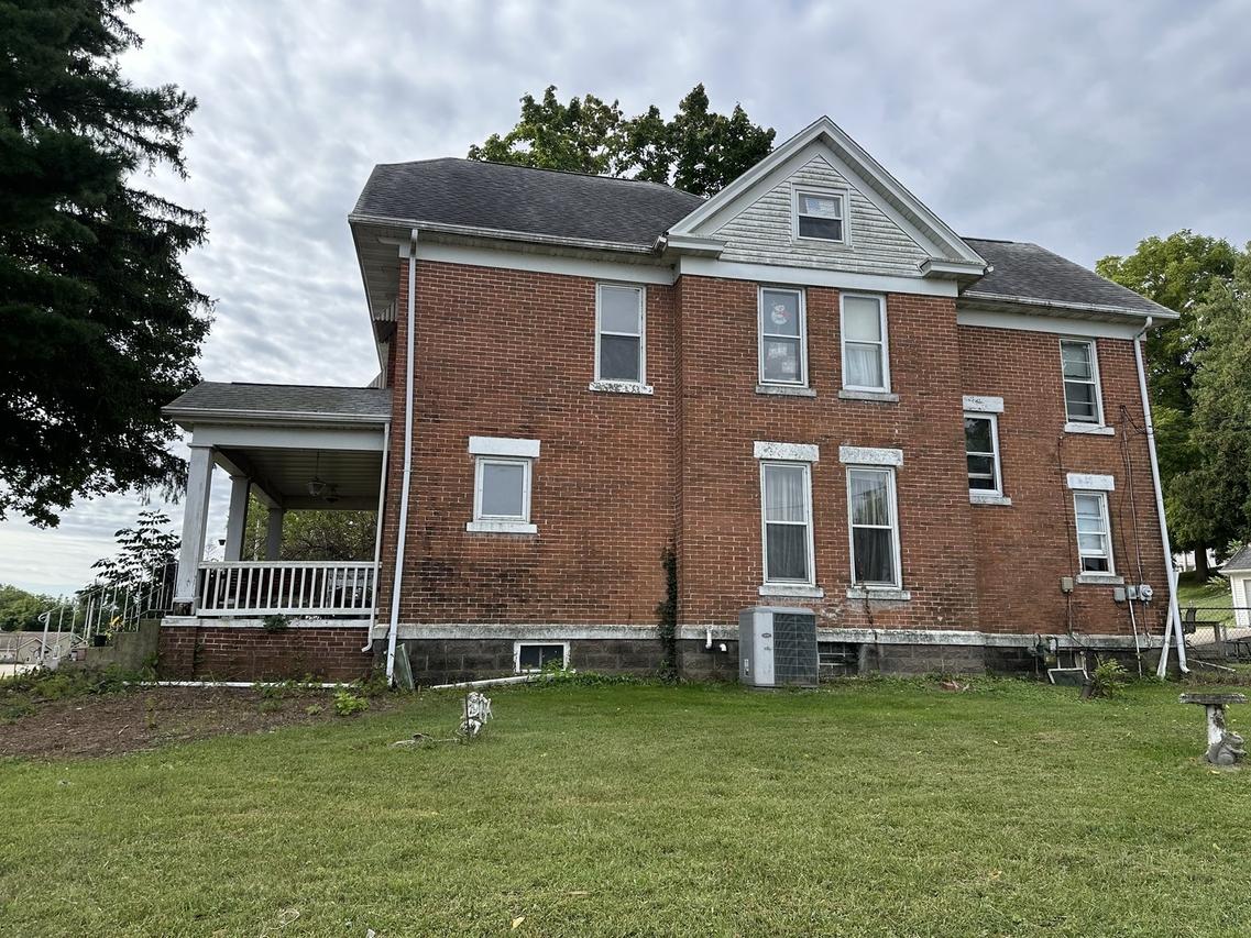 1520 Chicago Ave., Savanna, IL 61074