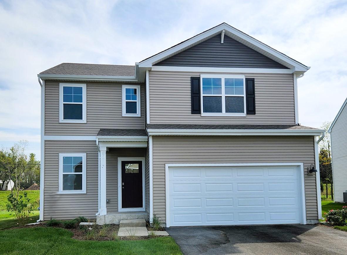 985 Emerald Dr., Montgomery, IL 60538