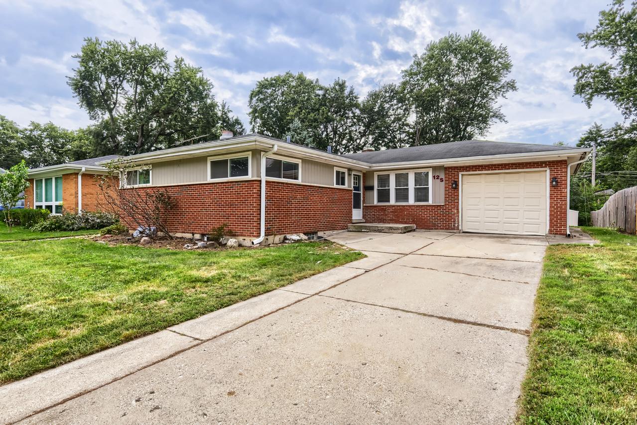 12 S Waterman Ave., Arlington Heights, IL 60004