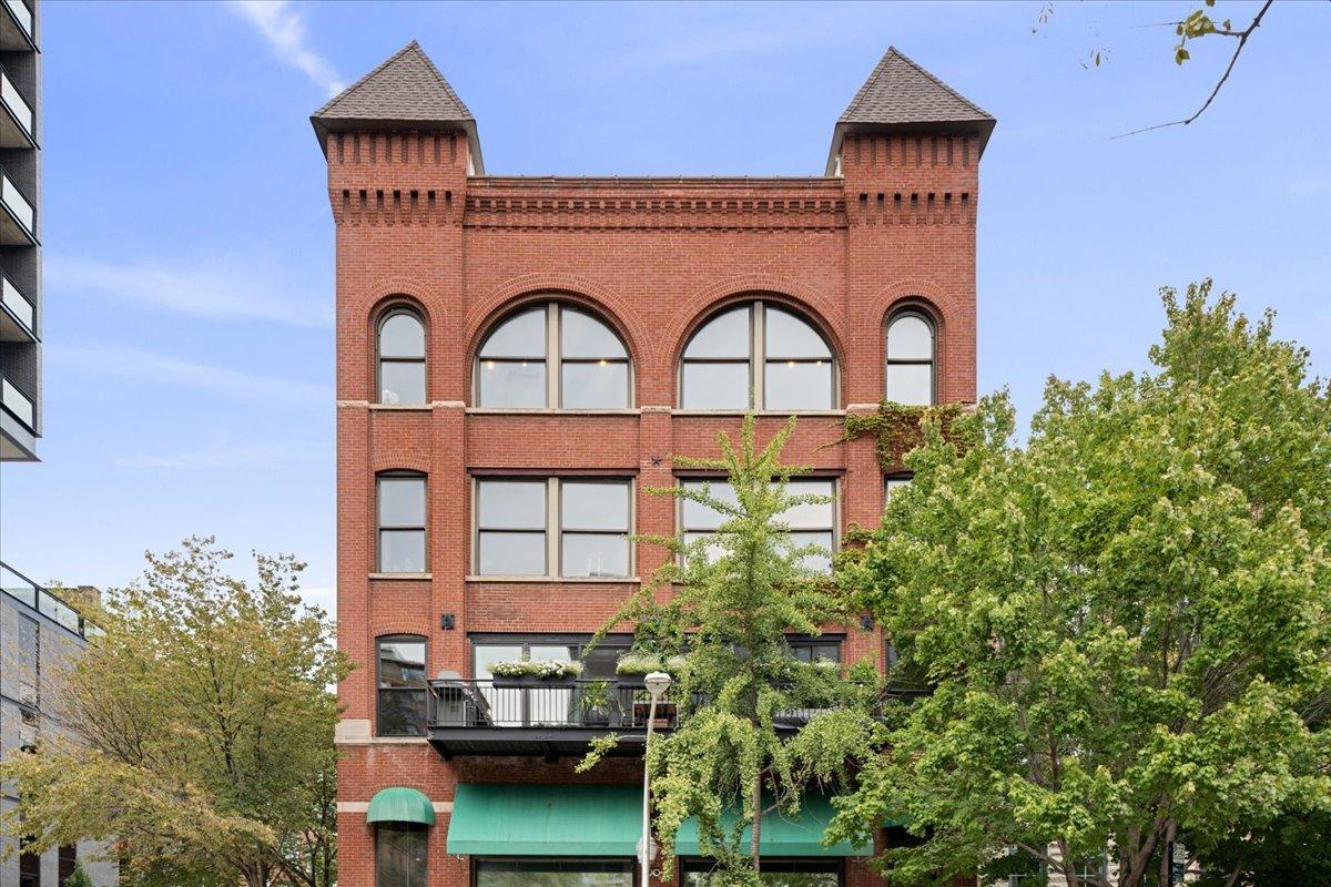 368 W Huron St. #4S, Chicago, IL 60654