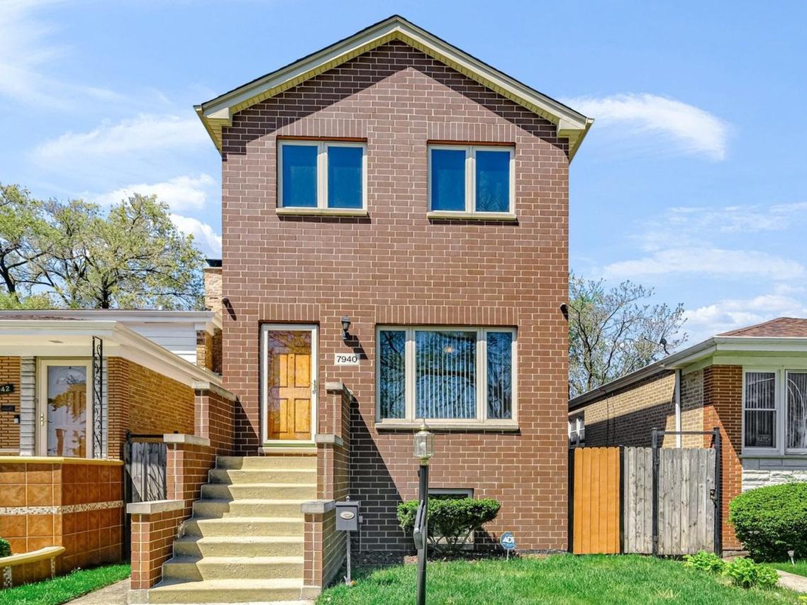 [Address Hidden by Seller], Chicago, IL 60620