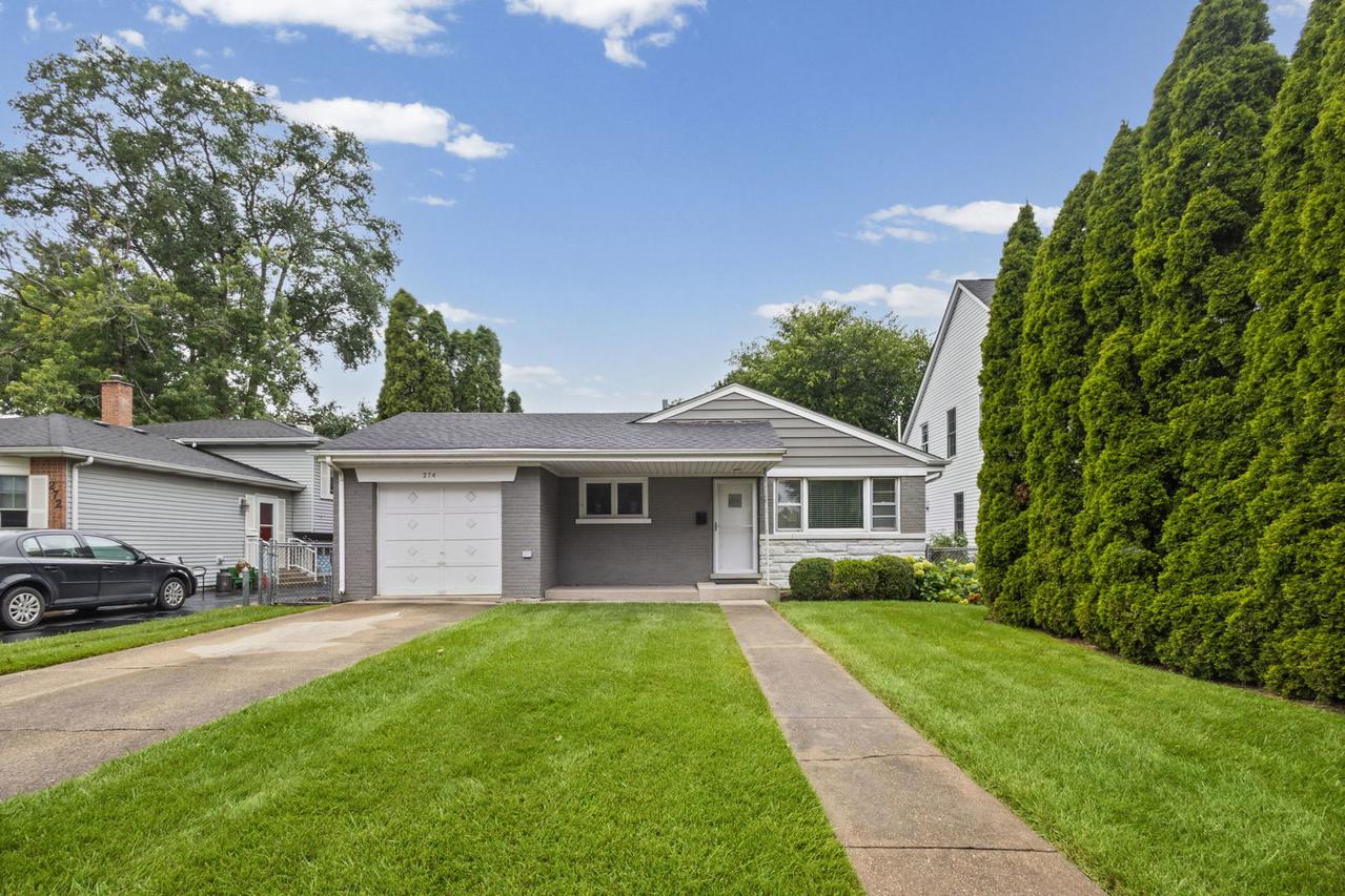 274 N Highview Ave., Elmhurst, IL 60126