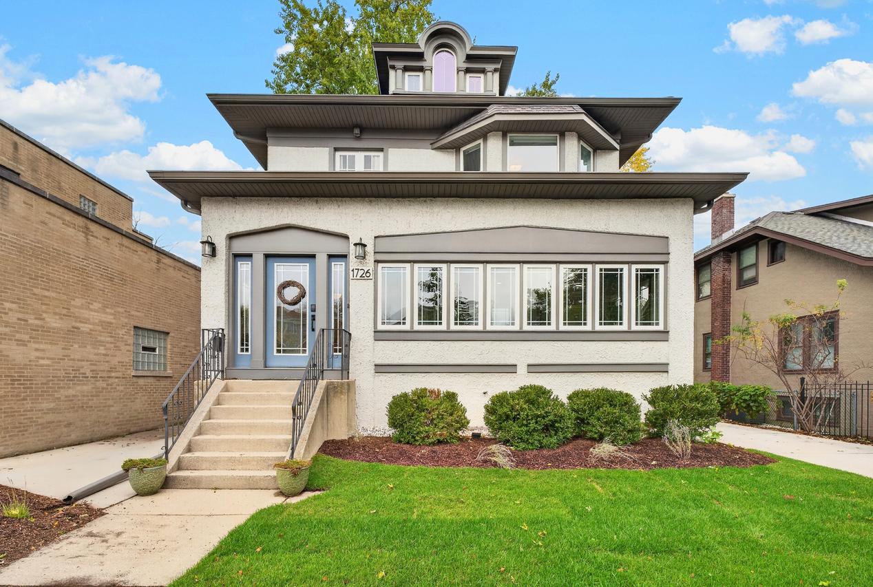 1726 W Jarvis Ave., Chicago, IL 60626