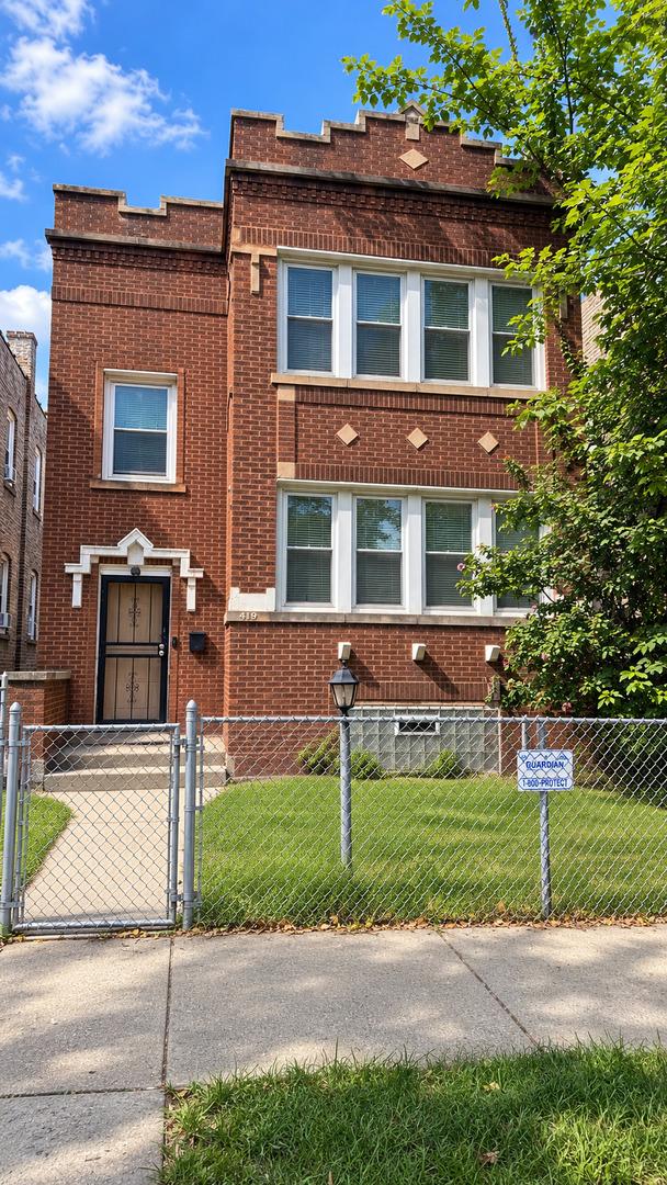 410 N Leclaire Ave., Chicago, IL 60644