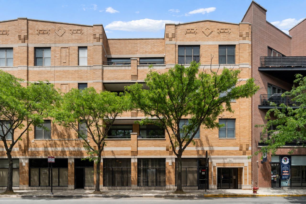 2040 W Belmont Ave. #405, Chicago, IL 60618