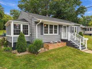 New Homes with Master Bedrooms on the 1st Floor in Mount Pleasant: September 12th to September 18th