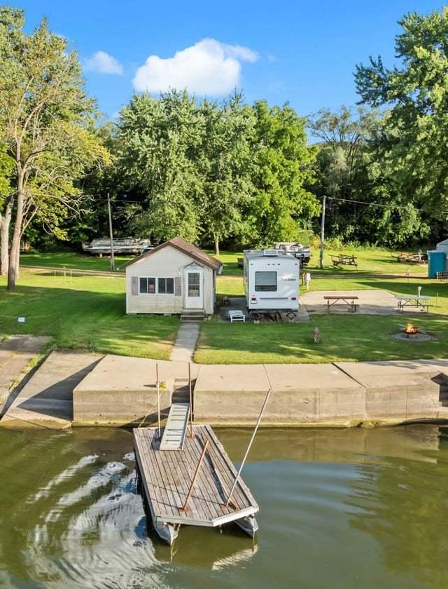 1246 N River Rd., Byron, IL 61010