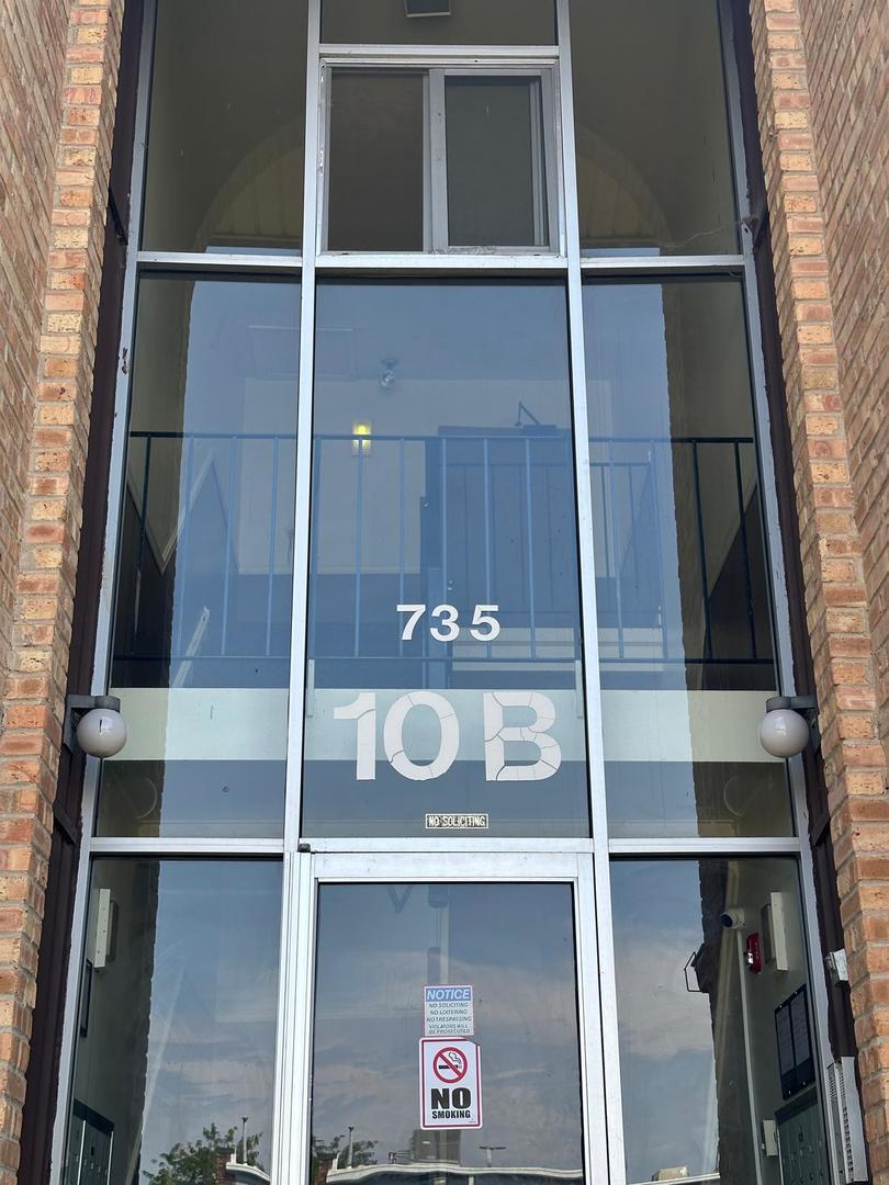735 Heritage Dr. #10204, Hoffman Estates, IL 60169