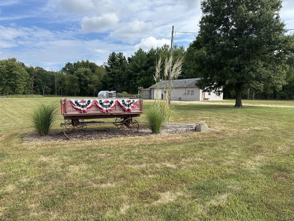 348 State Rte 37 Route, Kell, IL 62853