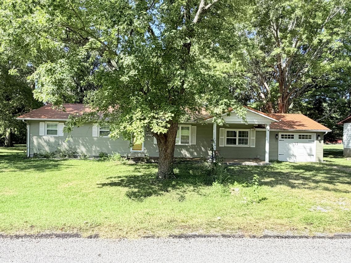 507 S Washington St., Galatia, IL 62935