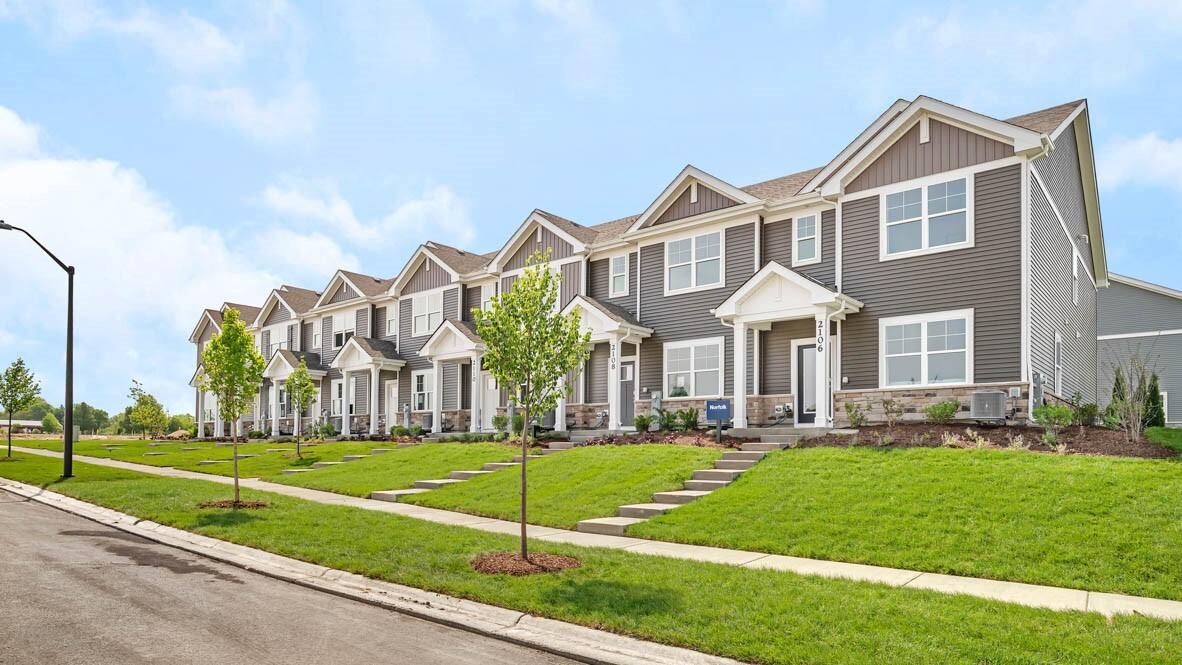 2423 Sonoma Trails Dr., Oswego, IL 60543