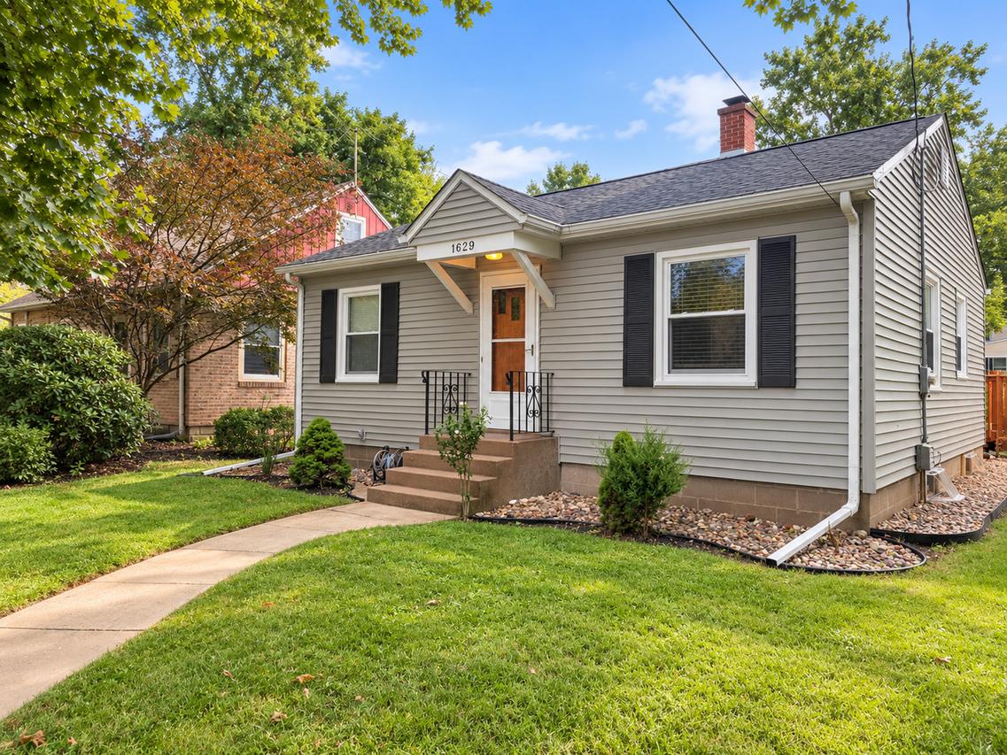 1629 34th St., Moline, IL 61265