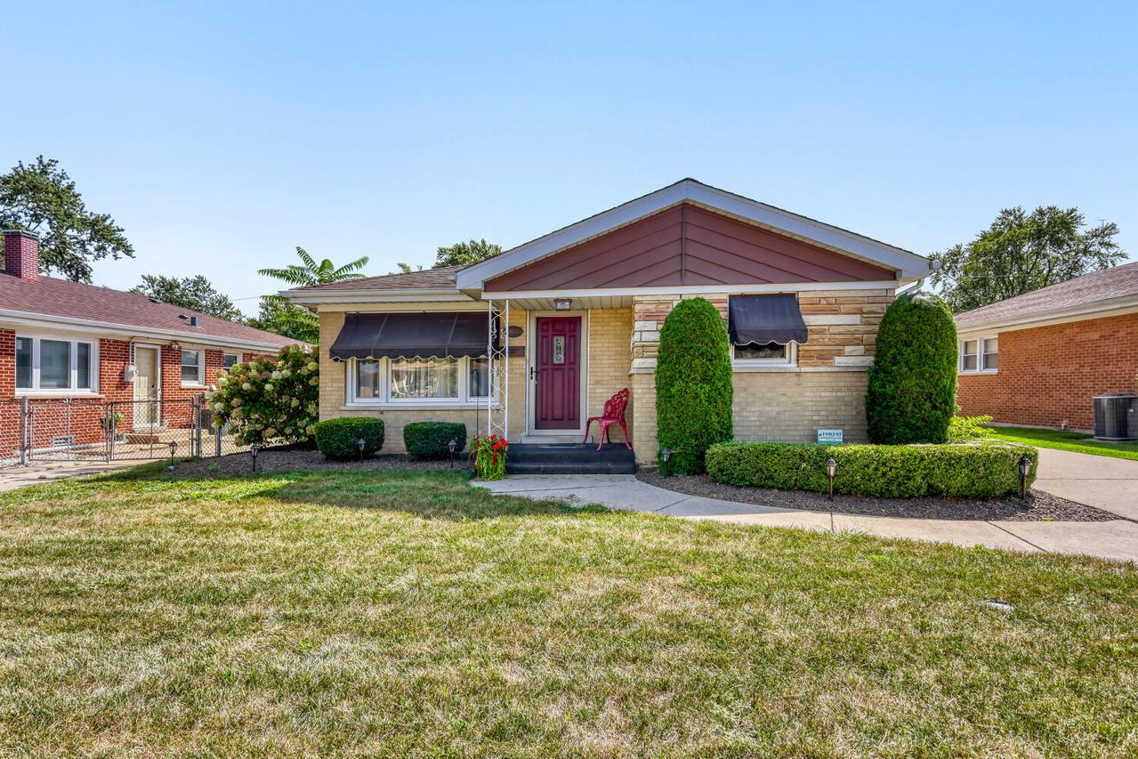 3903 153rd St., Midlothian, IL 60445