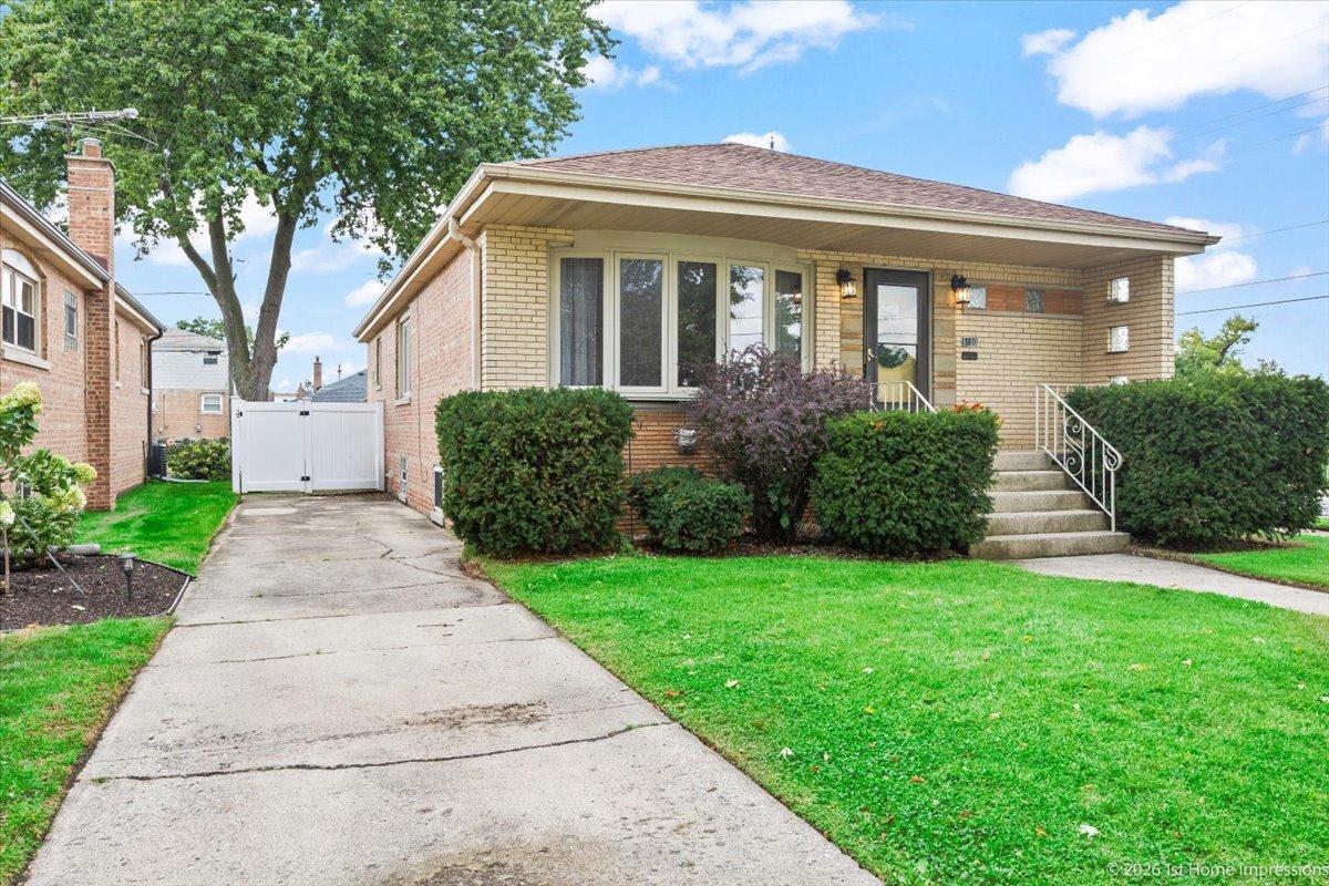 9100 S Ridgeway Ave., Evergreen Park, IL 60805