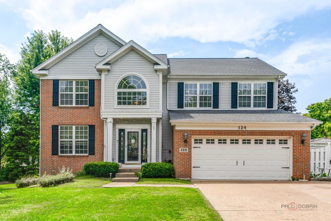 124 Carmella Dr., Crystal Lake, IL 60012