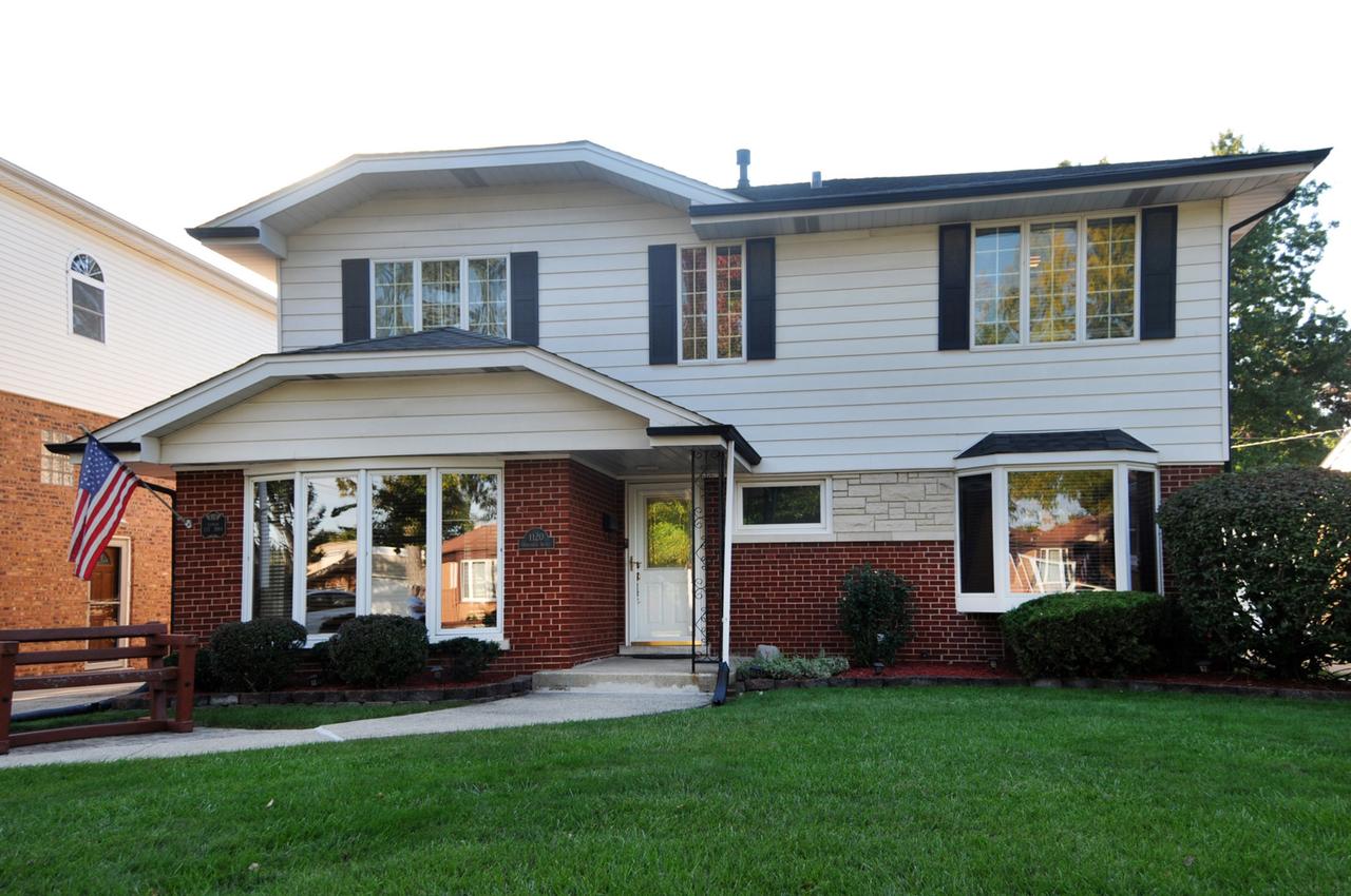 1120 Ostrander Ave., La Grange Park, IL 60526