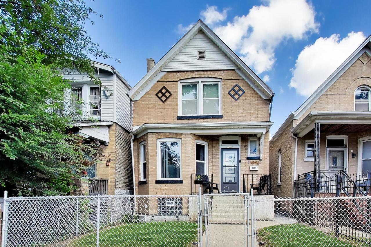 [Address Hidden by Seller], Chicago, IL 60651