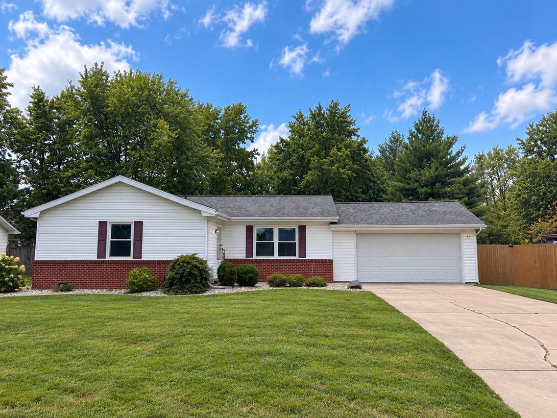 139 Fielder Dr., Salem, IL 62881