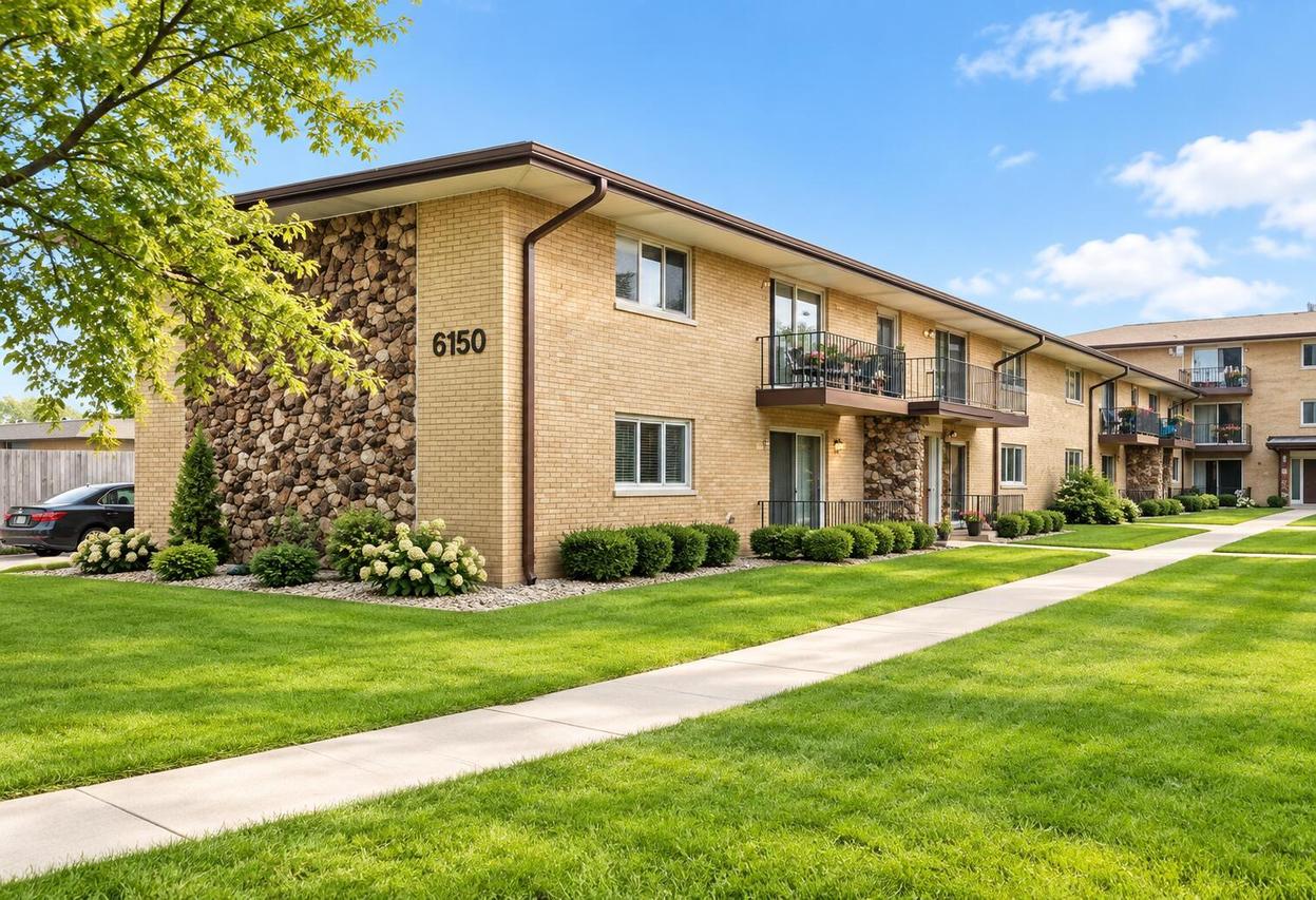 6150 S Kensington Ave. #202, Countryside, IL 60525