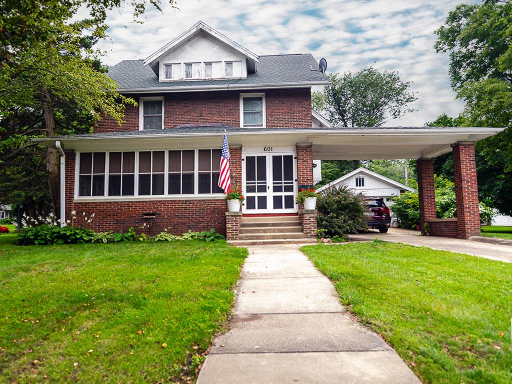 601 N Prospect Ave., Champaign, IL 61820