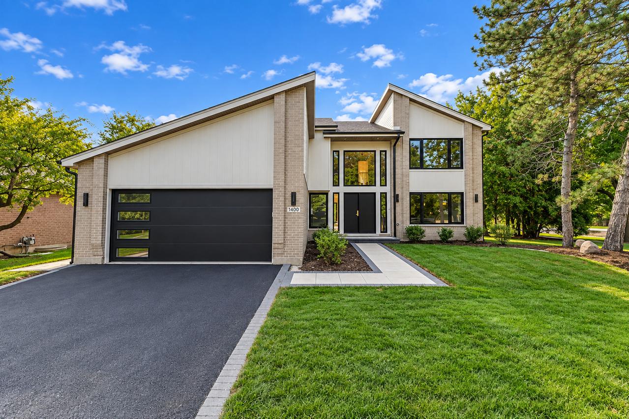 1400 Kingsport Ct., Northbrook, IL 60062