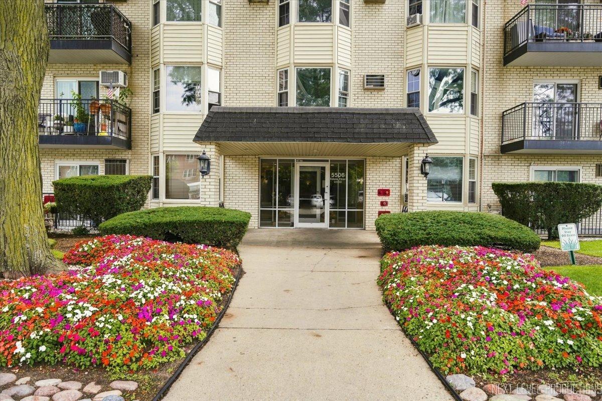 5506 Lincoln Ave. #521, Morton Grove, IL 60053
