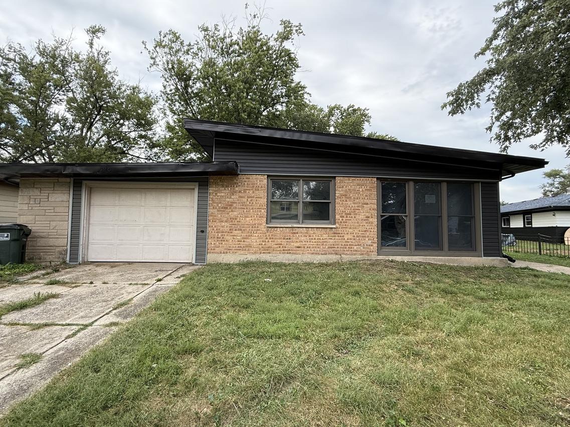 320 Sioux St., Park Forest, IL 60466
