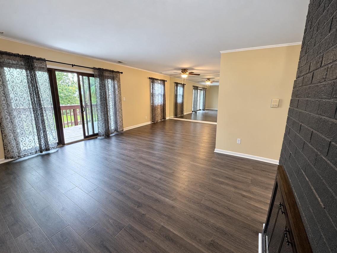 3710 215th St. #303, Matteson, IL 60443